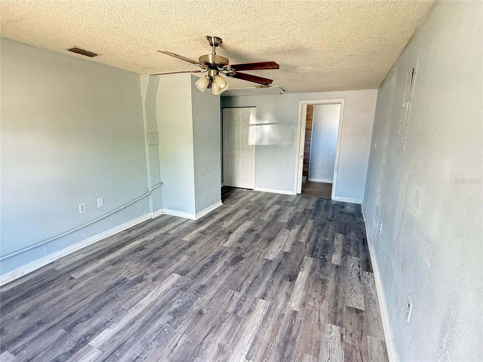 Image 6 of 33 For 7236 San Carlos Drive