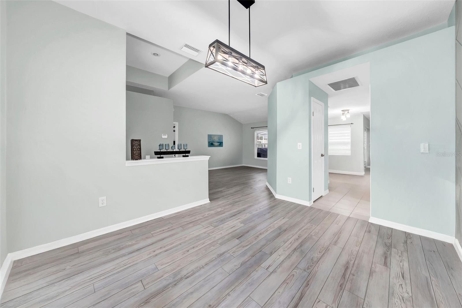 Image 41 of 55 For 15101 Bald Eagle Street