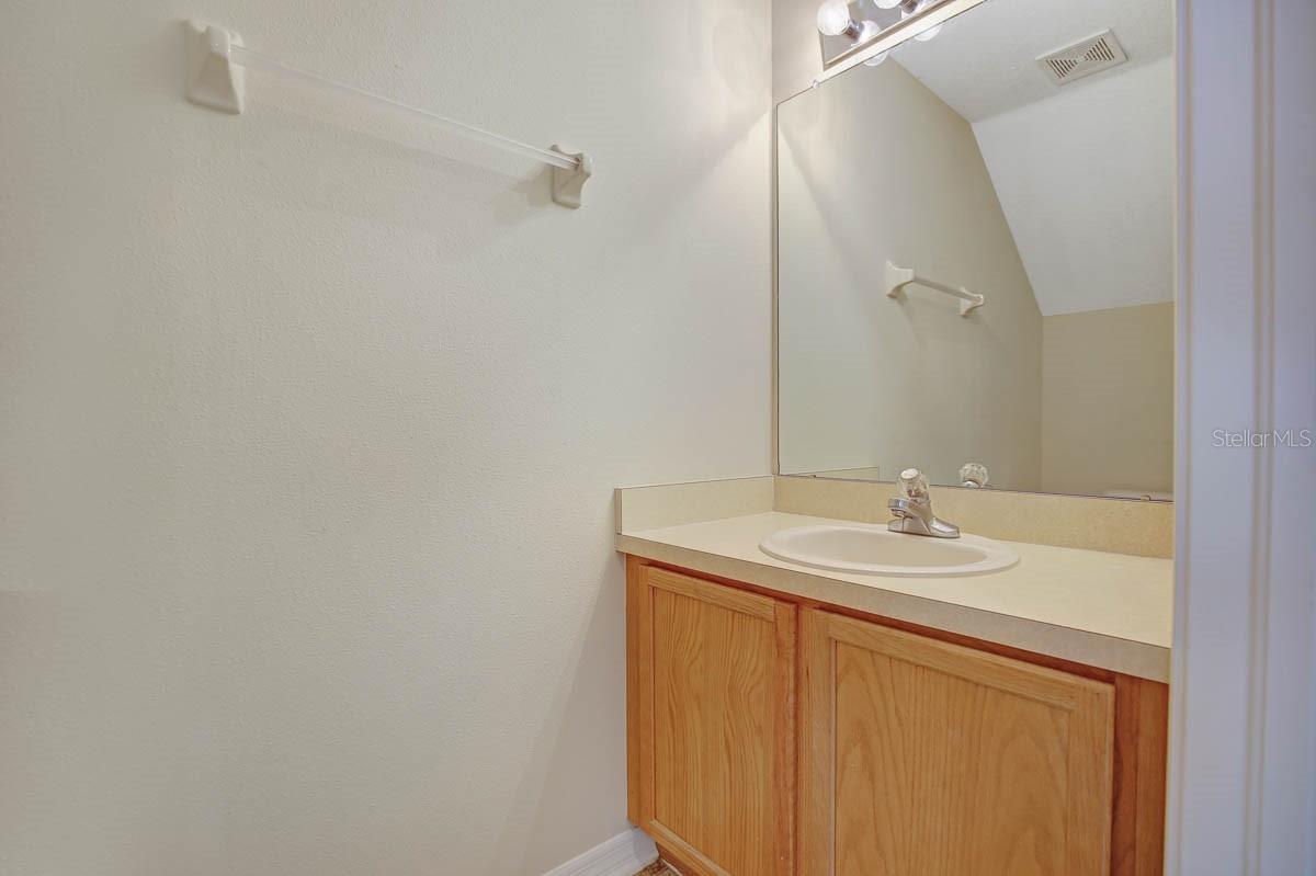 Image 6 of 22 For 15909 Fishhawk View Drive
