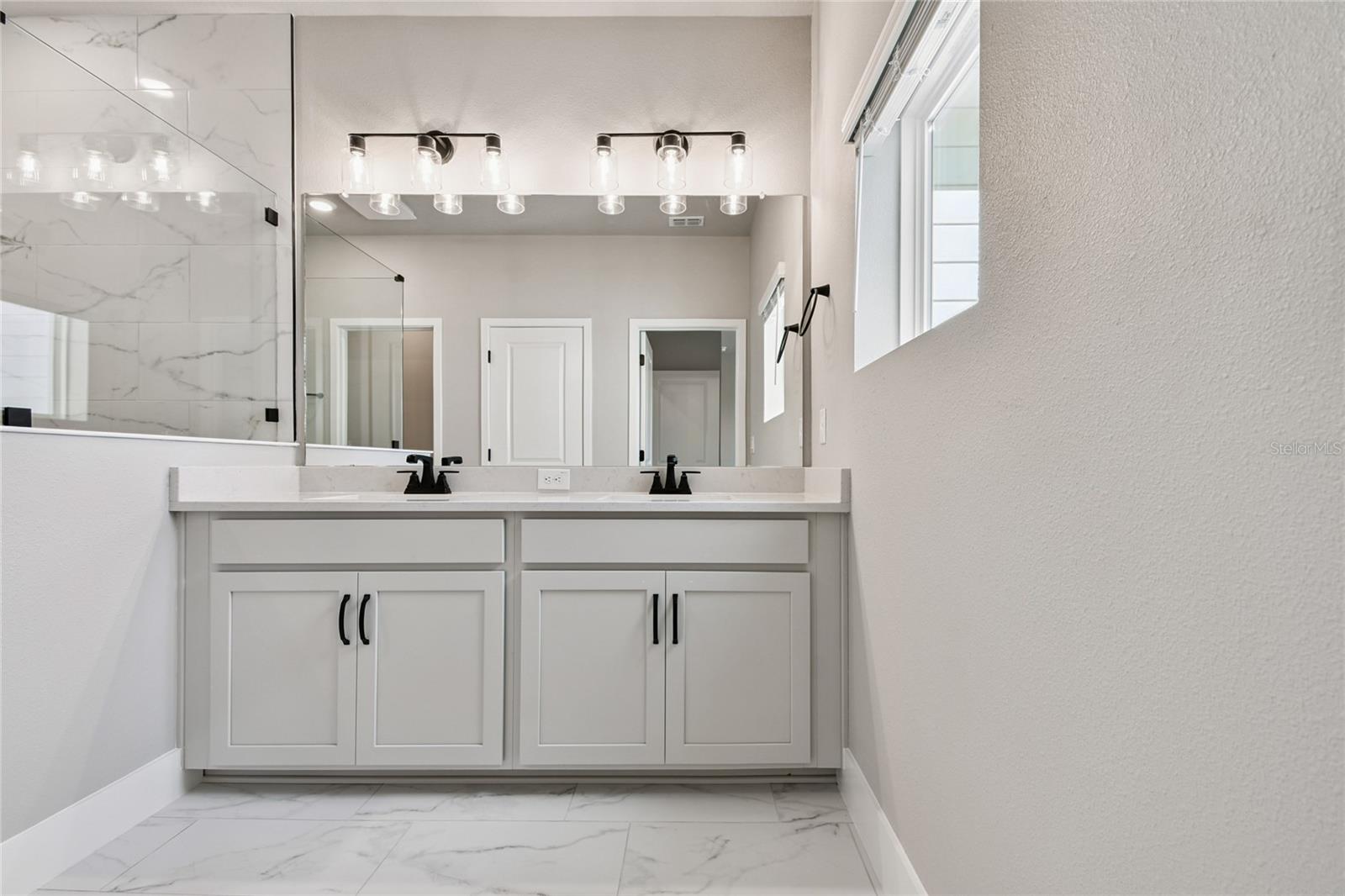 Image 22 of 46 For 11746 Full Moon Loop