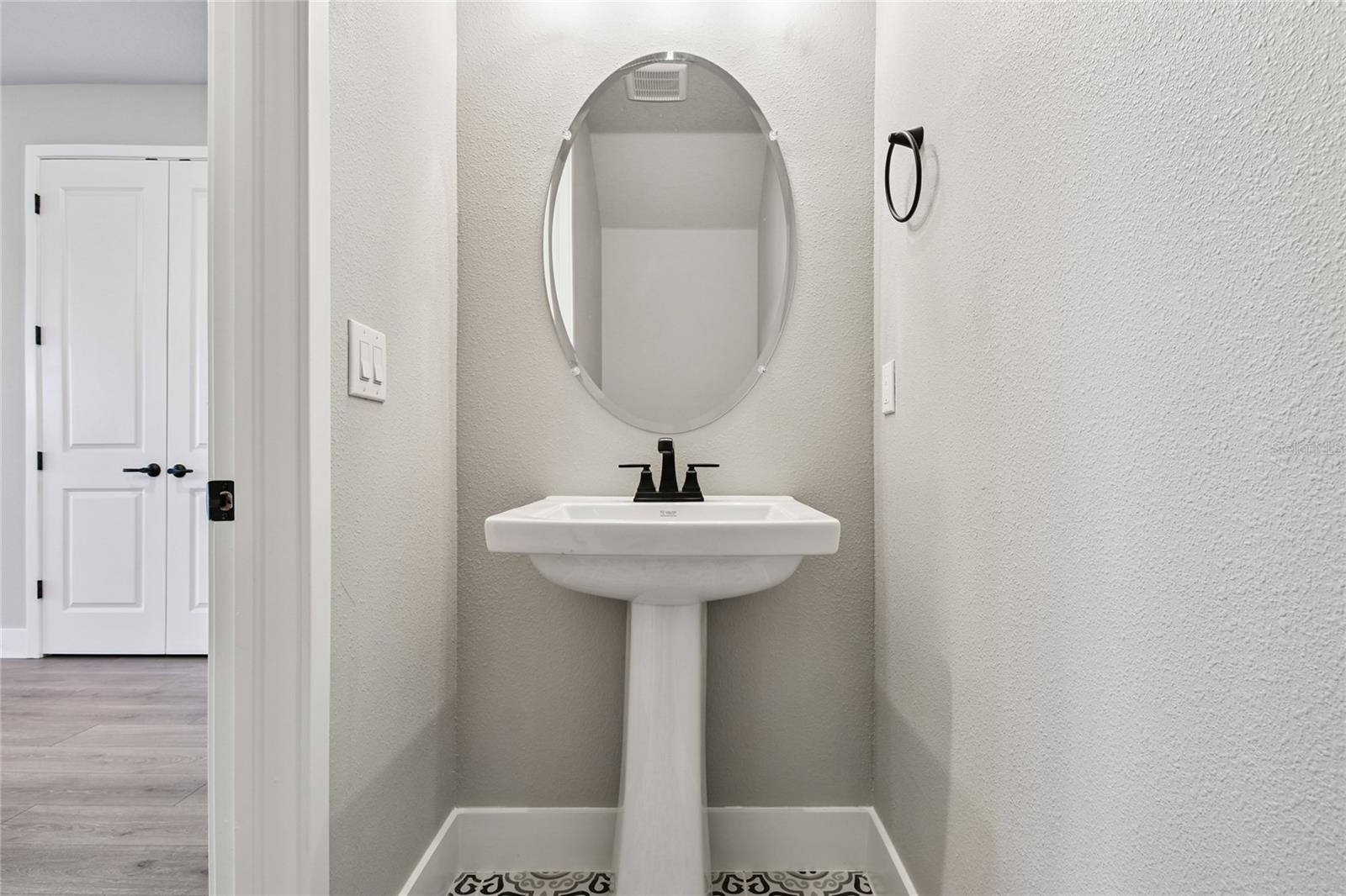 Image 36 of 46 For 11746 Full Moon Loop