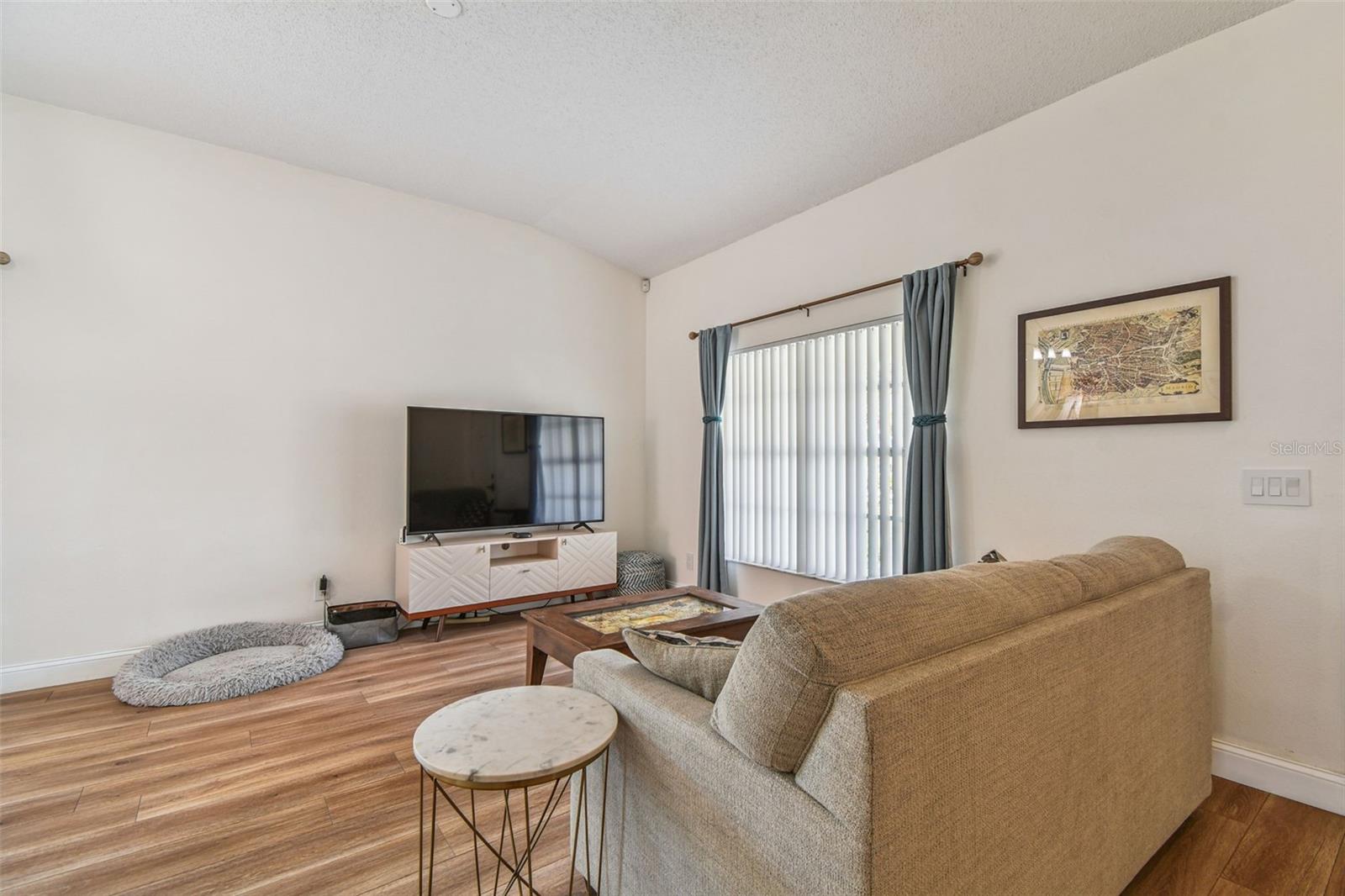 Image 25 of 69 For 13413 Bellingham Drive