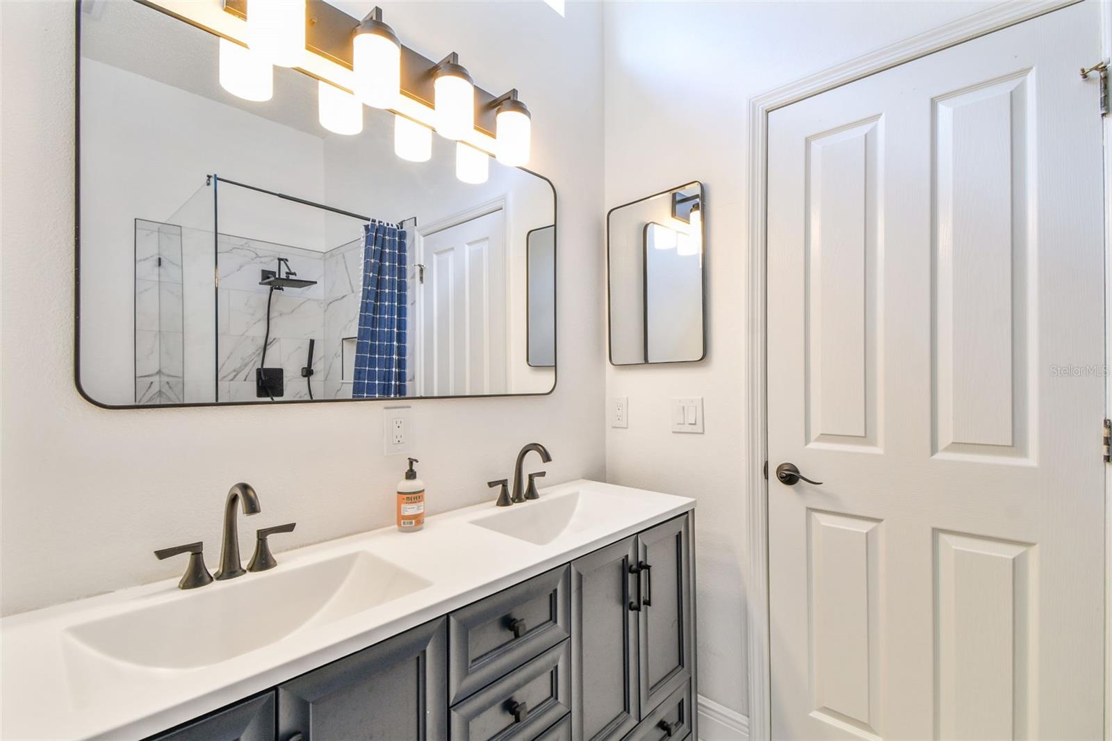 Image 4 of 69 For 13413 Bellingham Drive