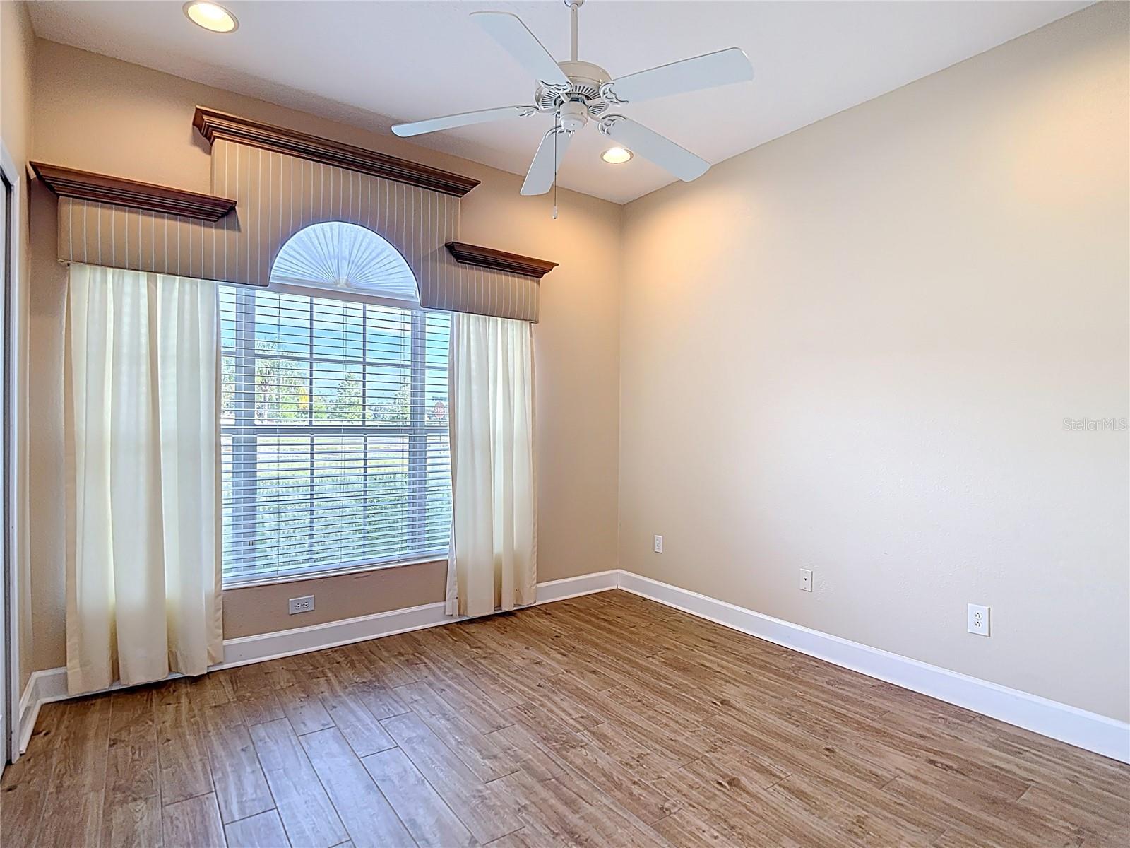 Listing photo id 21 for 12152 Southbridge Terrace
