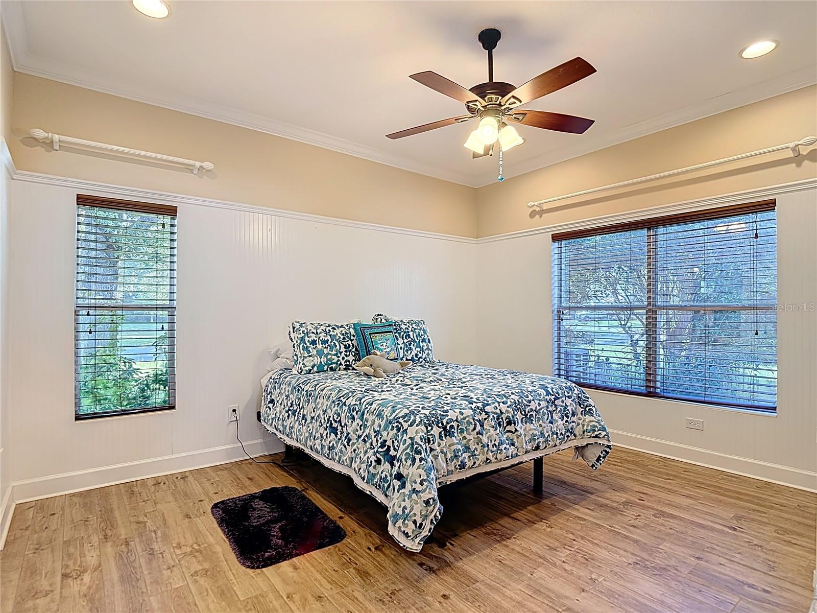 Listing photo id 30 for 12152 Southbridge Terrace