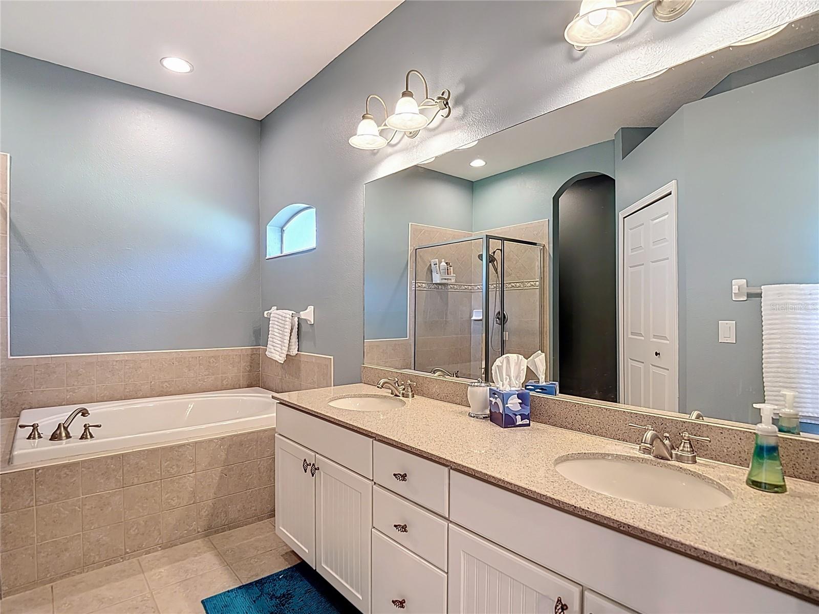 Listing photo id 35 for 12152 Southbridge Terrace