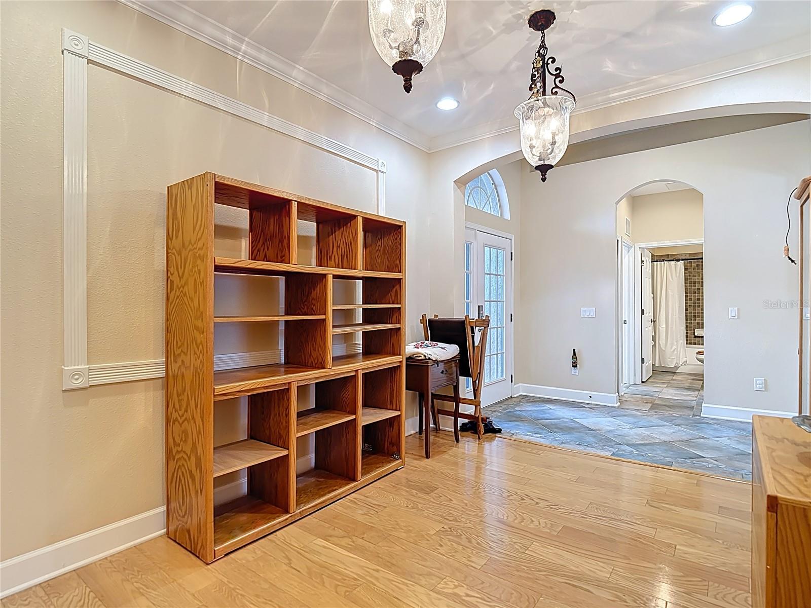 Listing photo id 5 for 12152 Southbridge Terrace