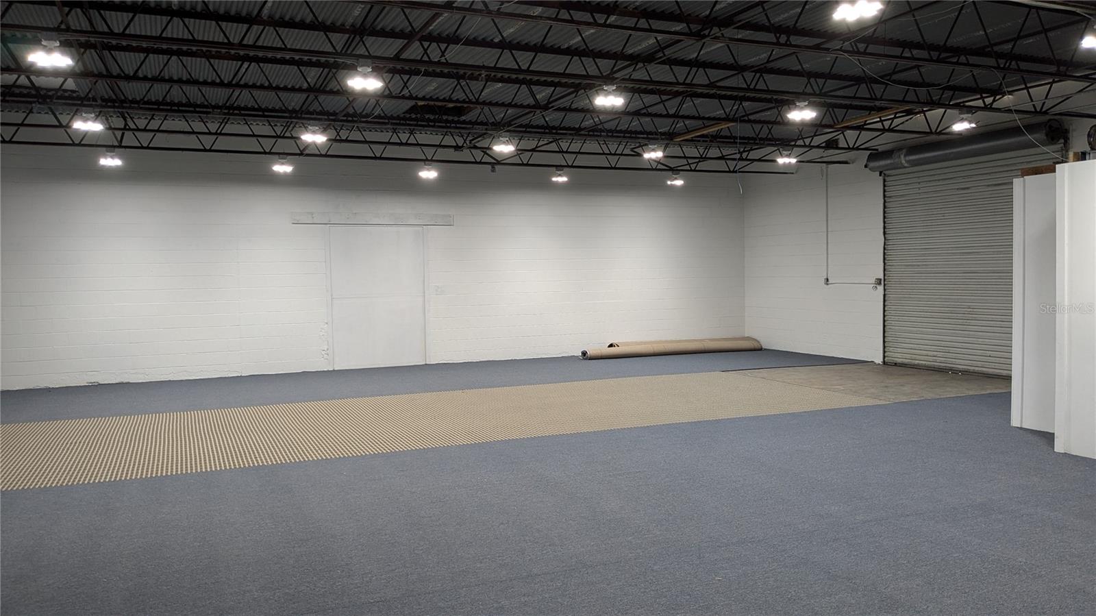 Image 6 of 8 For 11920 31st Court N