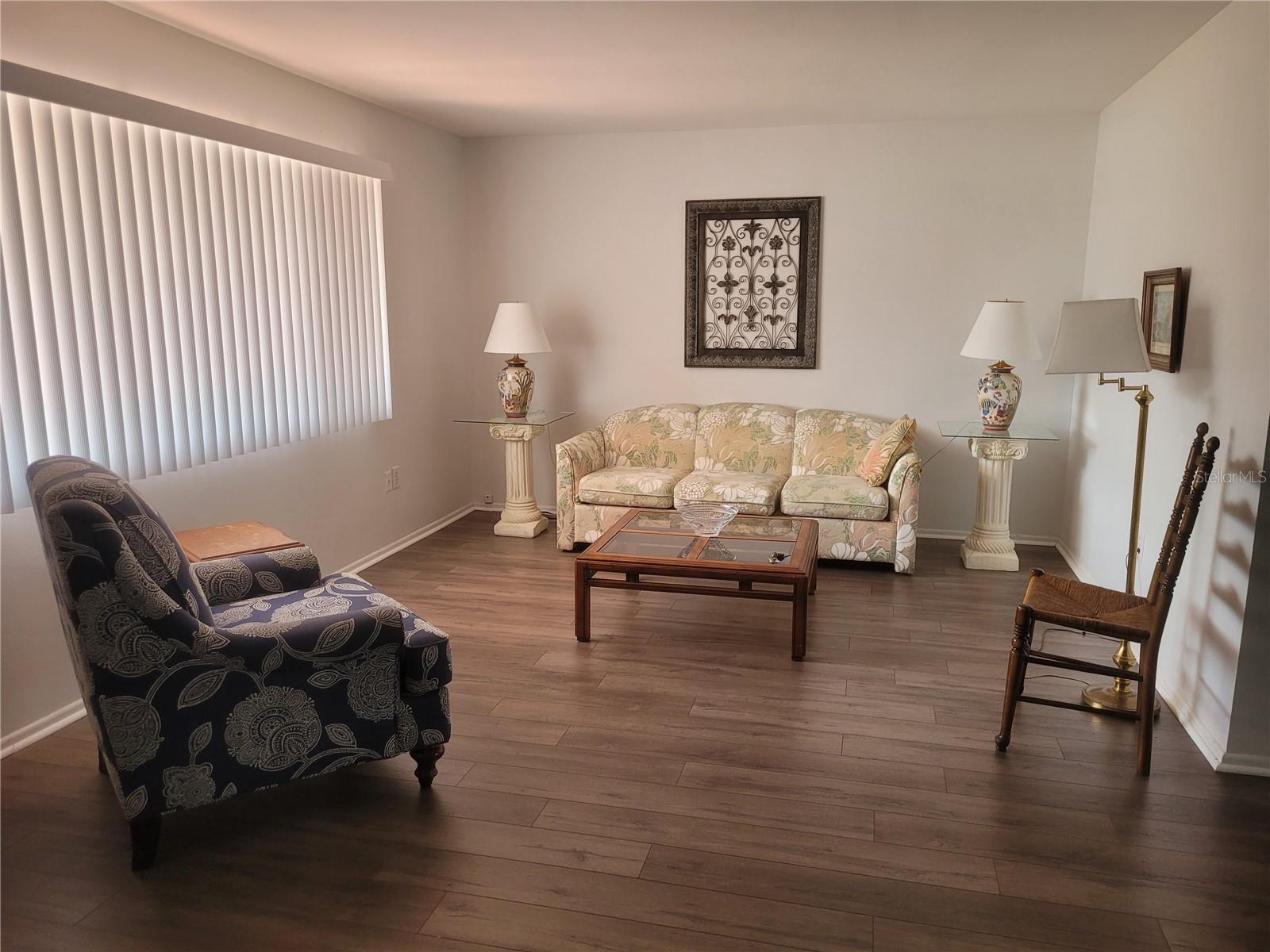 Image 4 of 22 For 1408 Nashua Circle