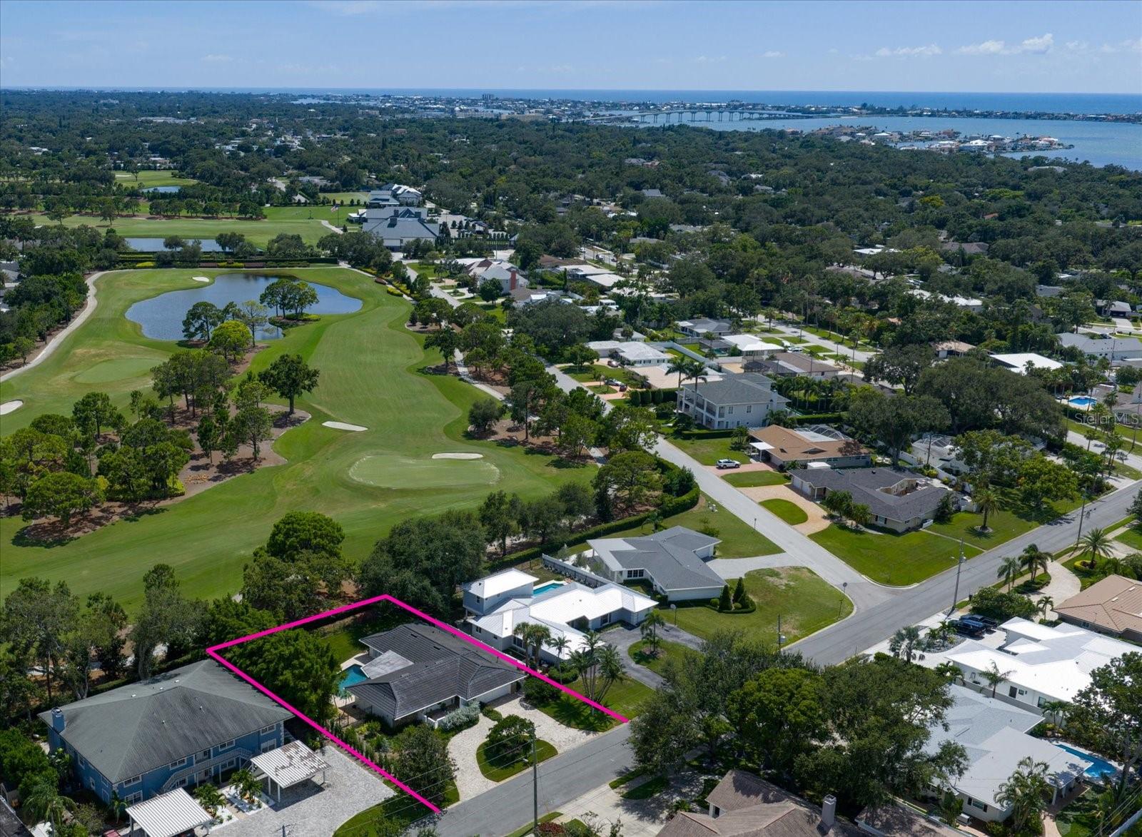 Details for 811 Osceola Road, BELLEAIR, FL 33756