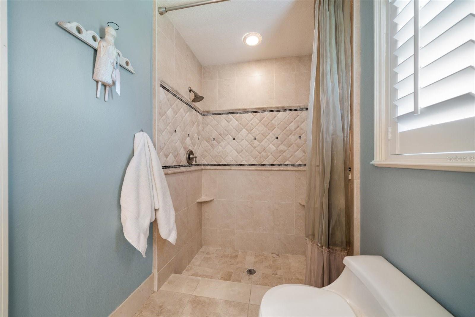 Image 33 of 77 For 811 Osceola Road