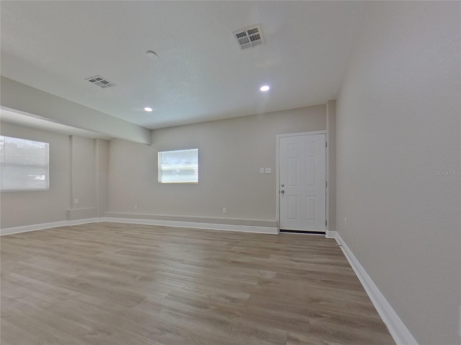 Image 5 of 20 For 2625 Nova Drive