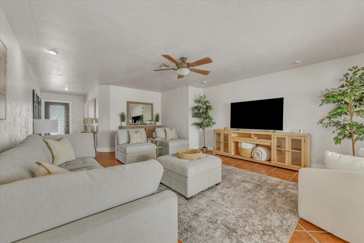 Image 17 of 67 For 241 176th Terrace Drive E