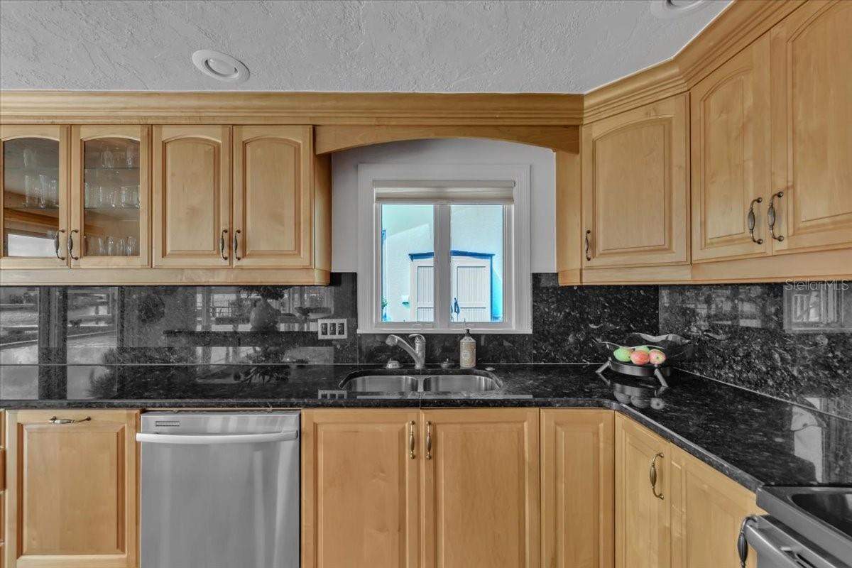 Image 27 of 67 For 241 176th Terrace Drive E
