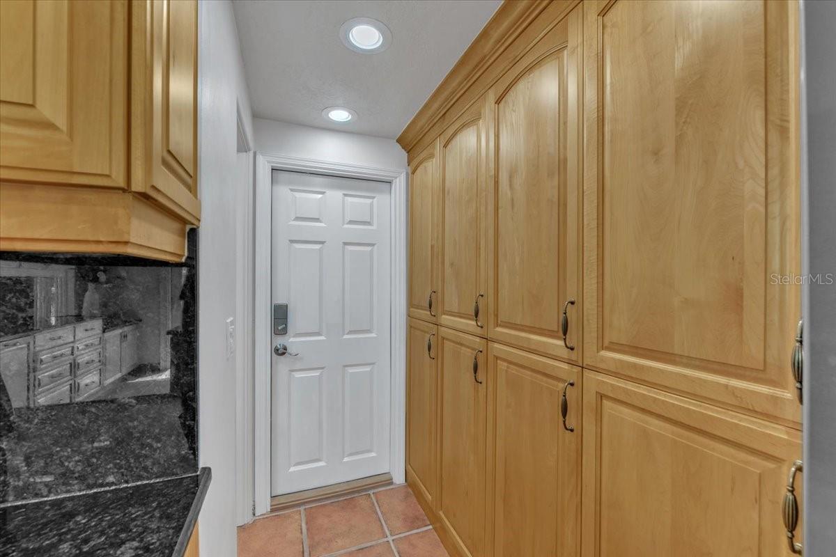 Image 31 of 67 For 241 176th Terrace Drive E
