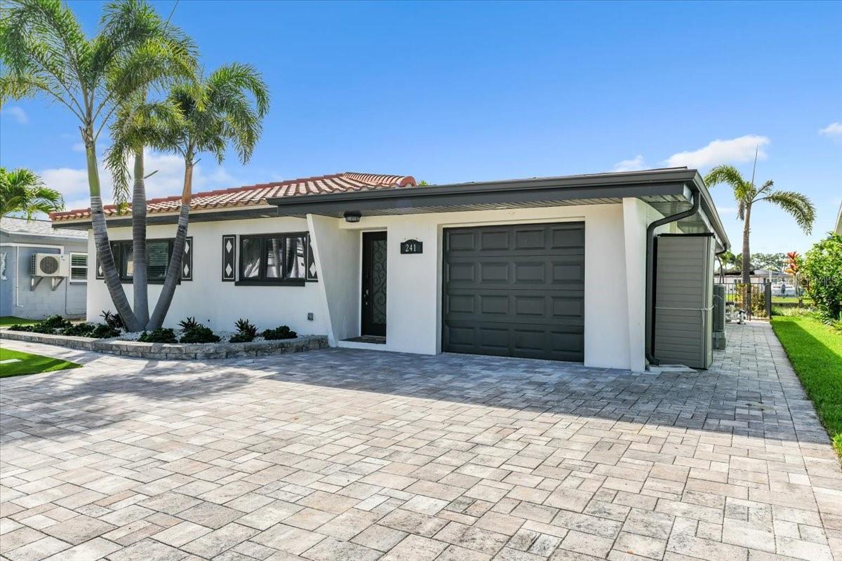 Image 6 of 67 For 241 176th Terrace Drive E