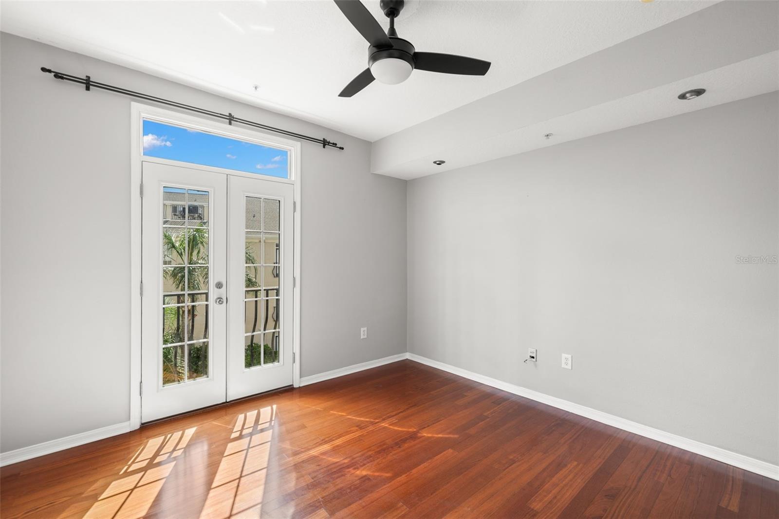 Image 12 of 40 For 501 Knights Run Avenue 2314