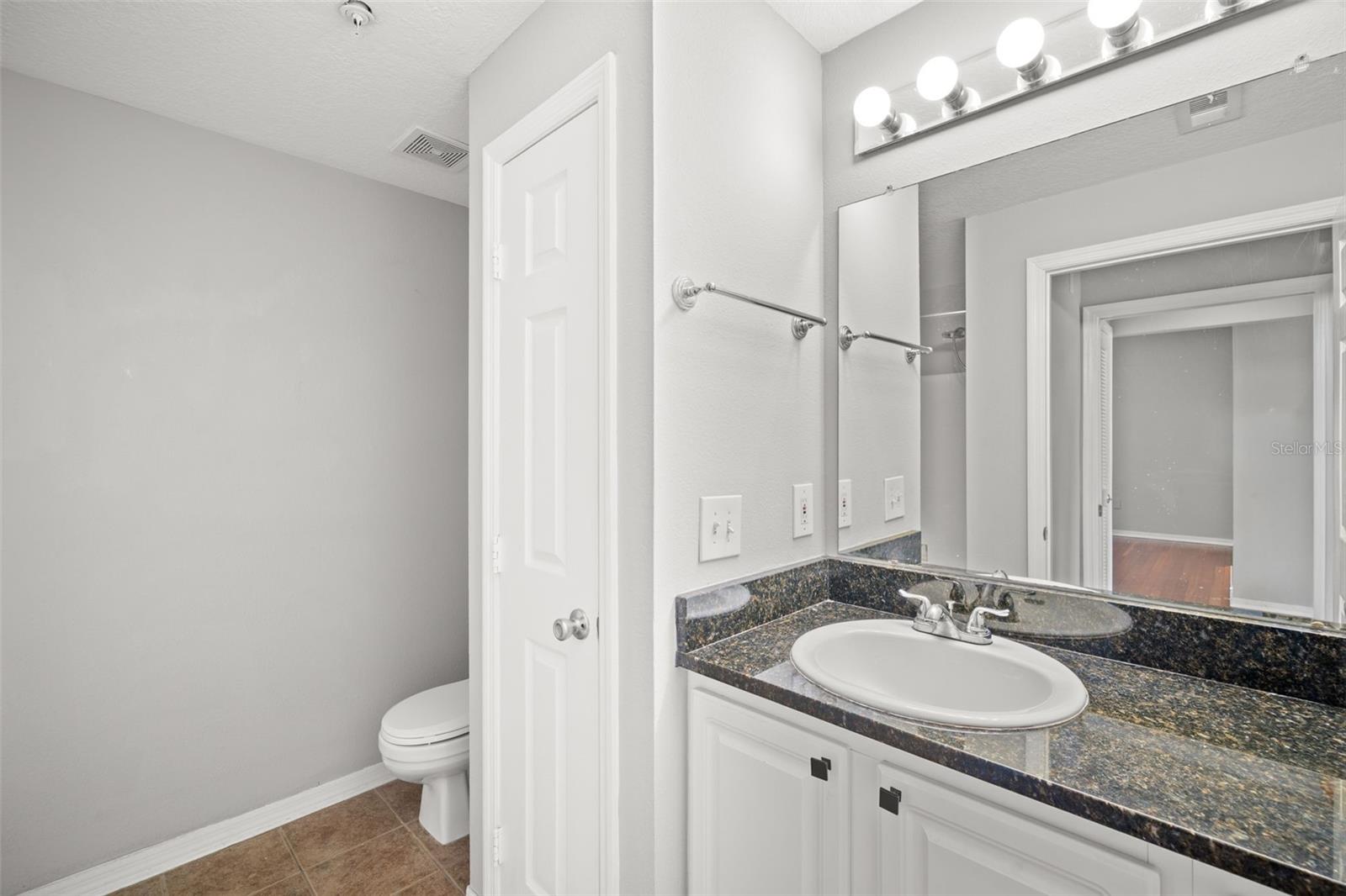 Image 14 of 40 For 501 Knights Run Avenue 2314