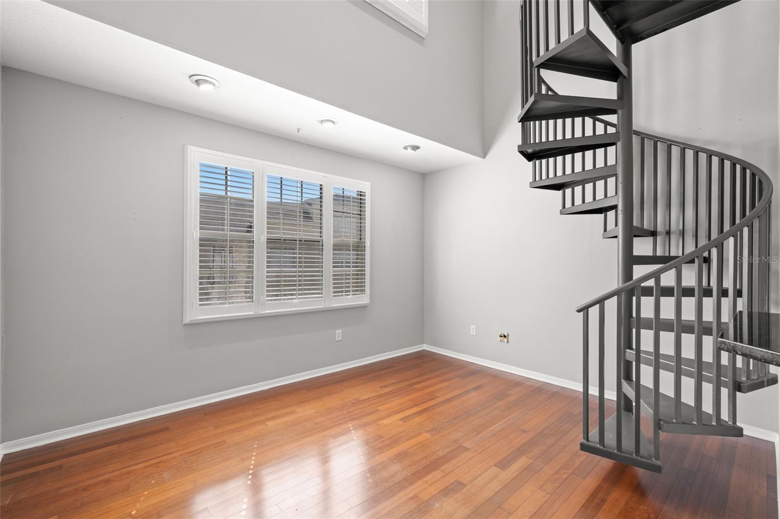 Image 9 of 40 For 501 Knights Run Avenue 2314