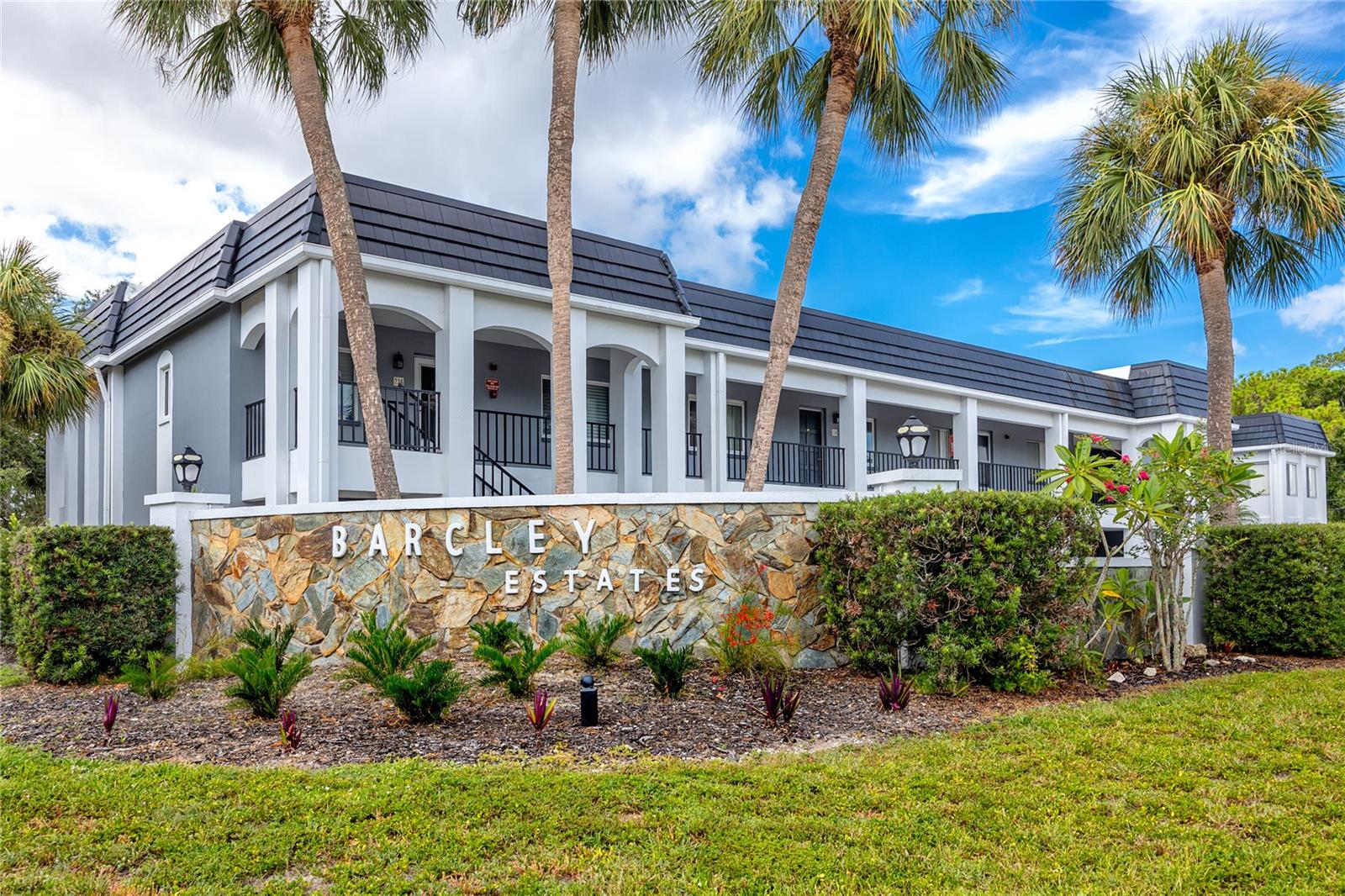 Details for 8651 10th Street N 118, ST PETERSBURG, FL 33702