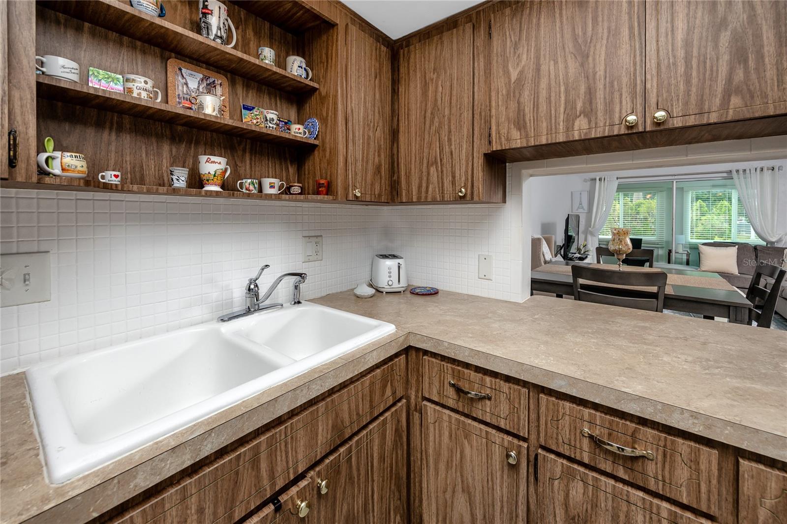 Image 13 of 50 For 8651 10th Street N 118