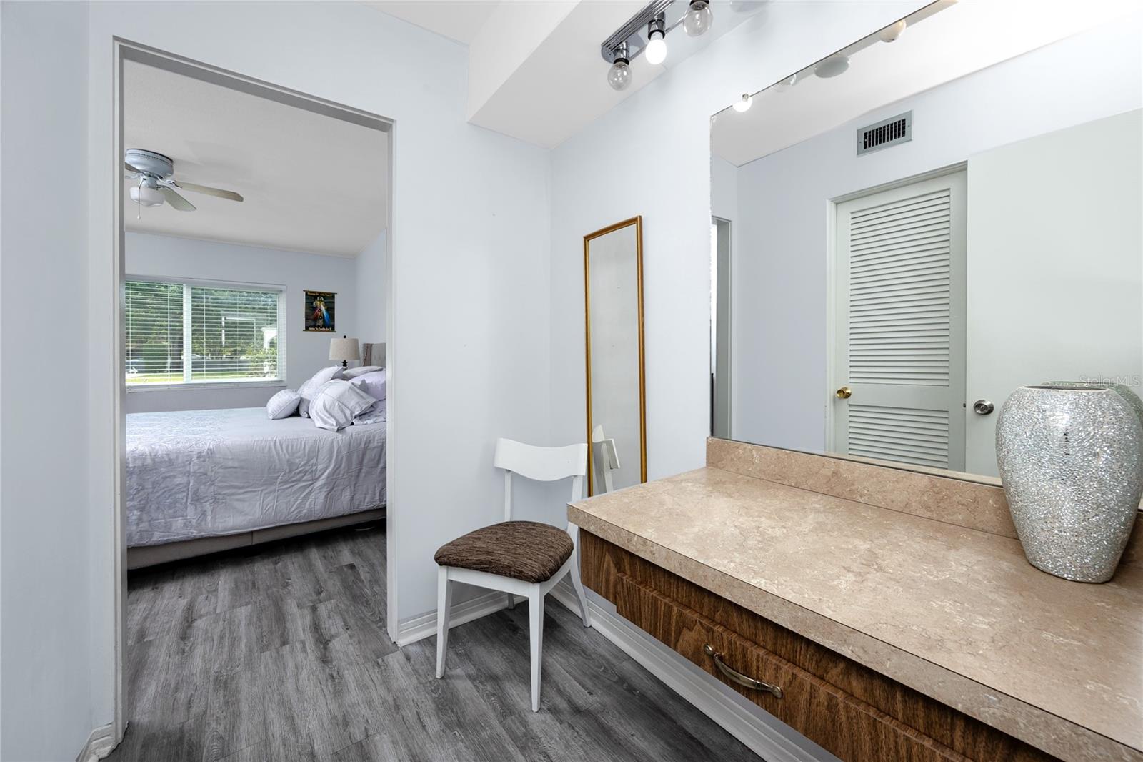 Image 30 of 50 For 8651 10th Street N 118