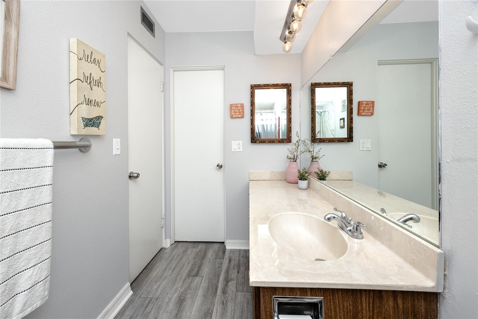 Image 33 of 50 For 8651 10th Street N 118