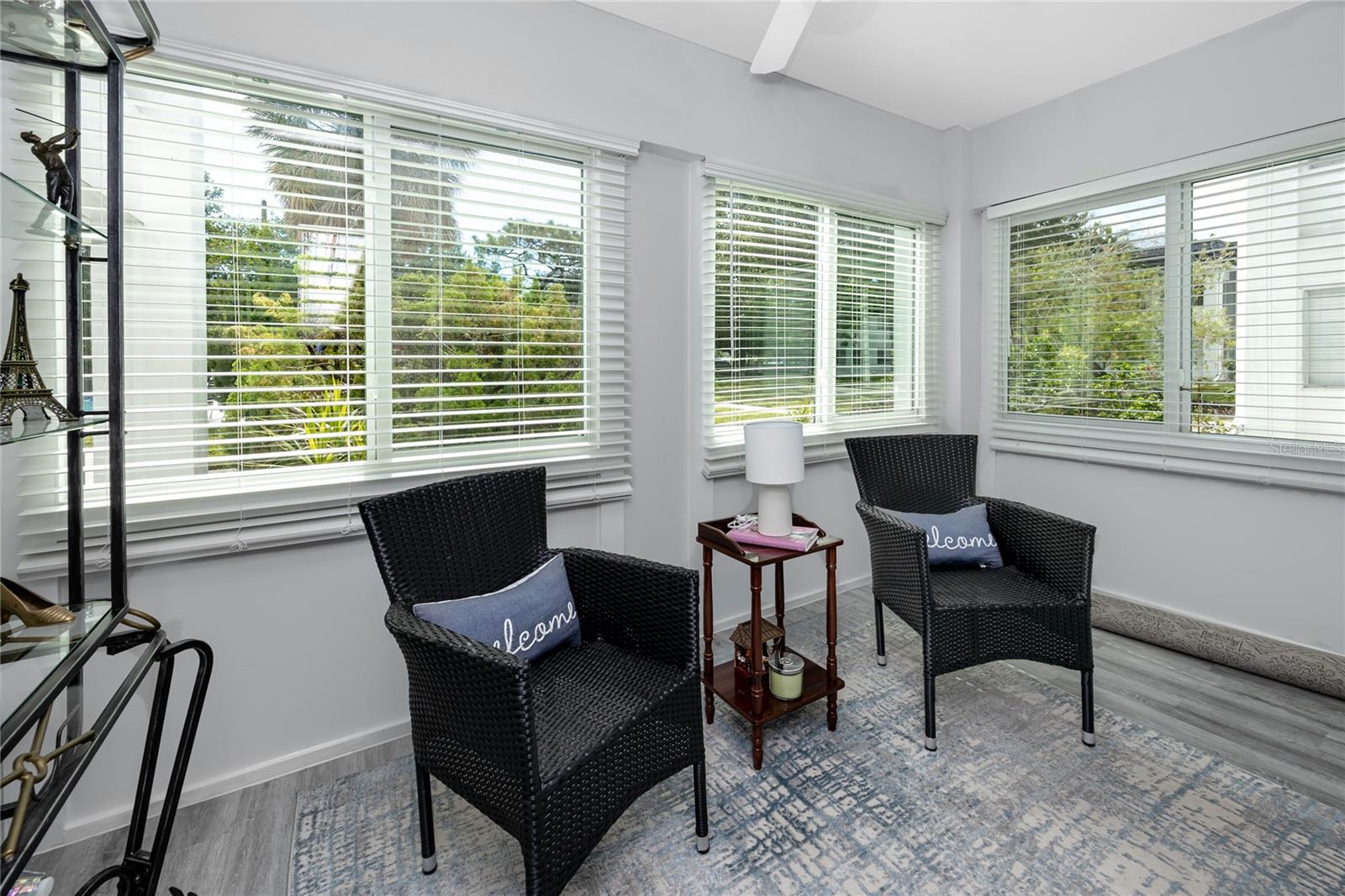 Image 4 of 50 For 8651 10th Street N 118