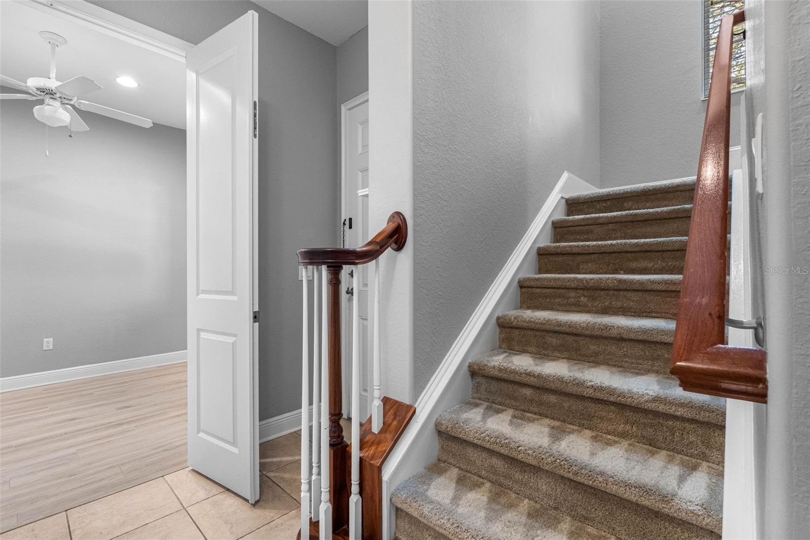 Image 10 of 54 For 5902 Printery Street 102