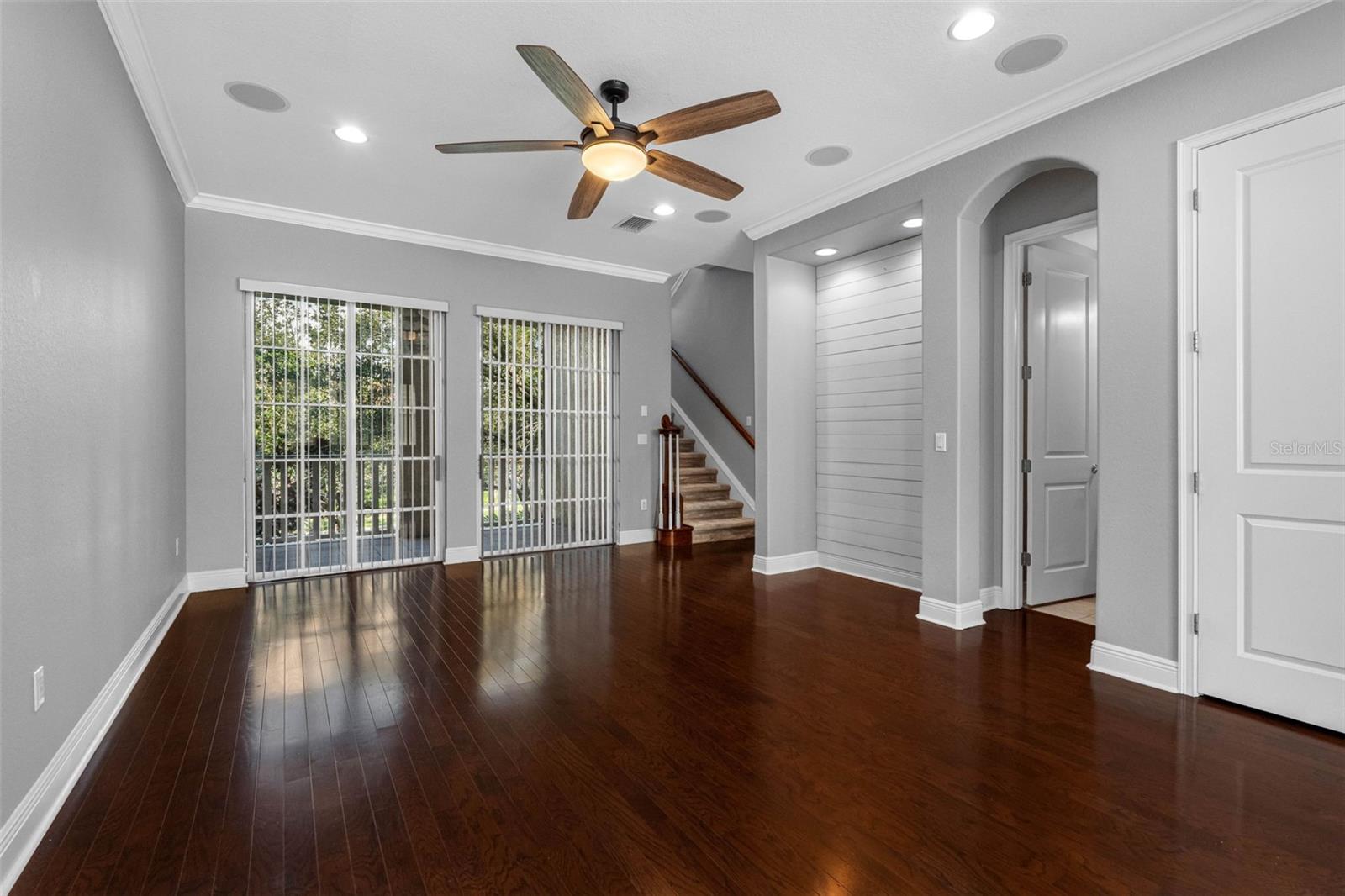 Image 12 of 54 For 5902 Printery Street 102