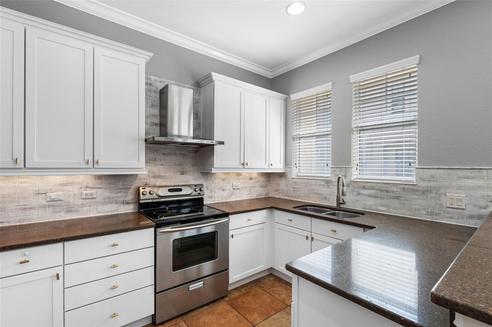 Image 18 of 54 For 5902 Printery Street 102
