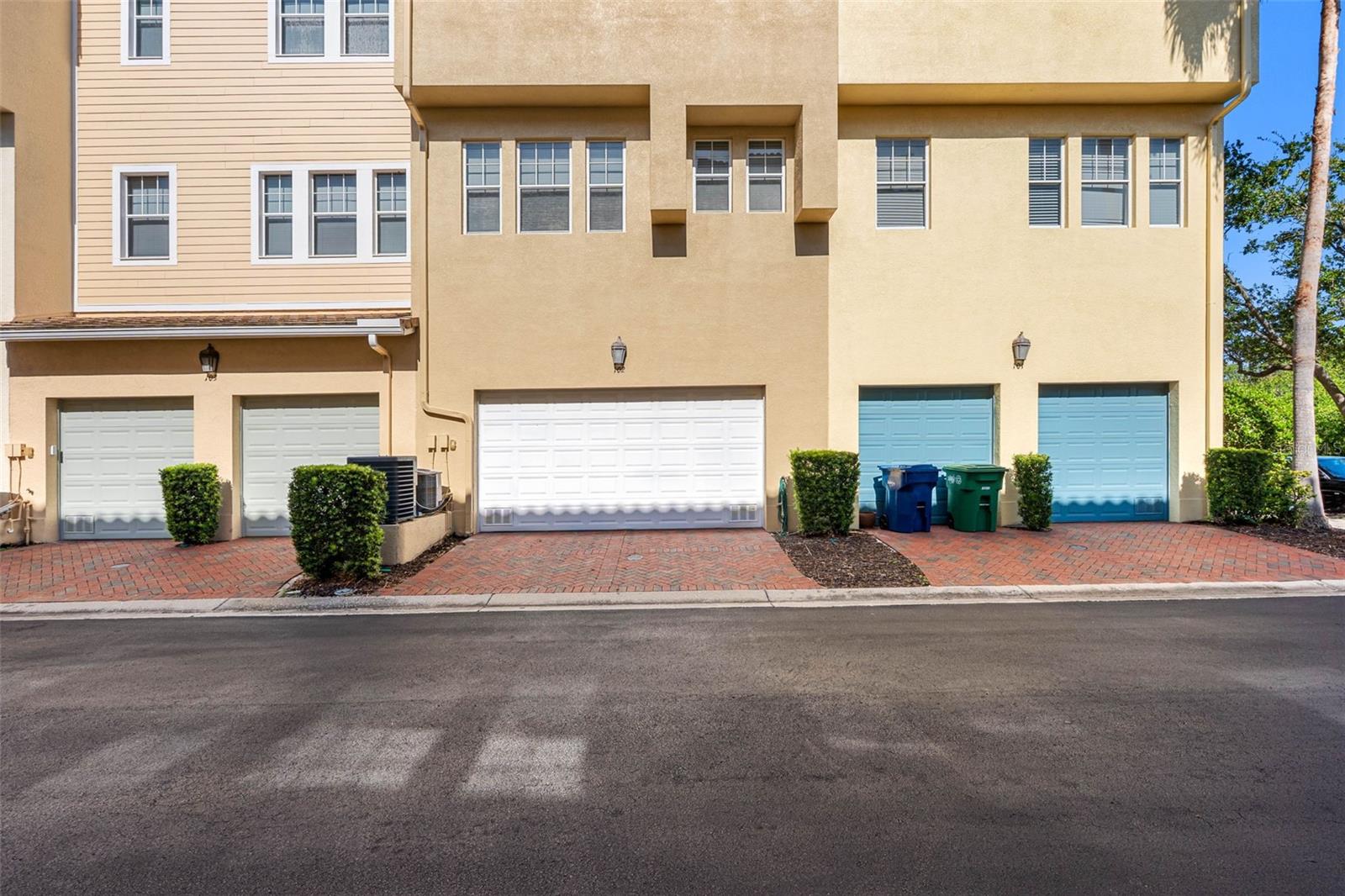 Image 6 of 54 For 5902 Printery Street 102