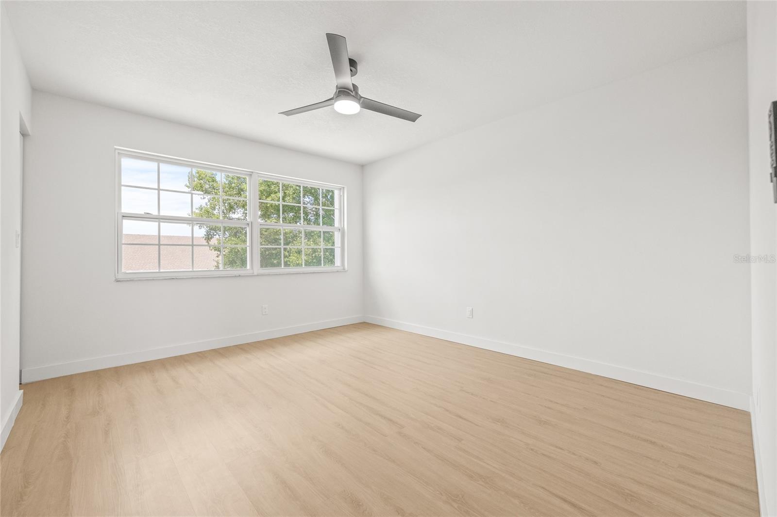 Image 30 of 53 For 11379 Brookgreen Drive