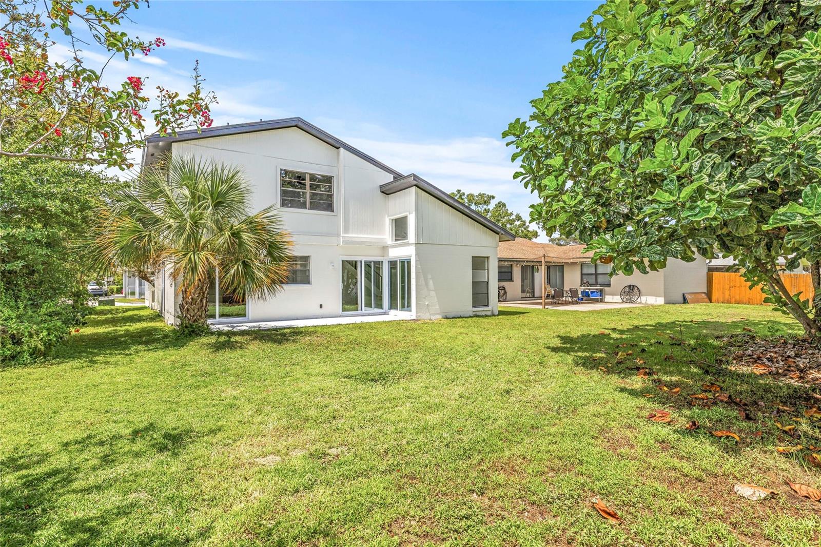 Image 40 of 53 For 11379 Brookgreen Drive