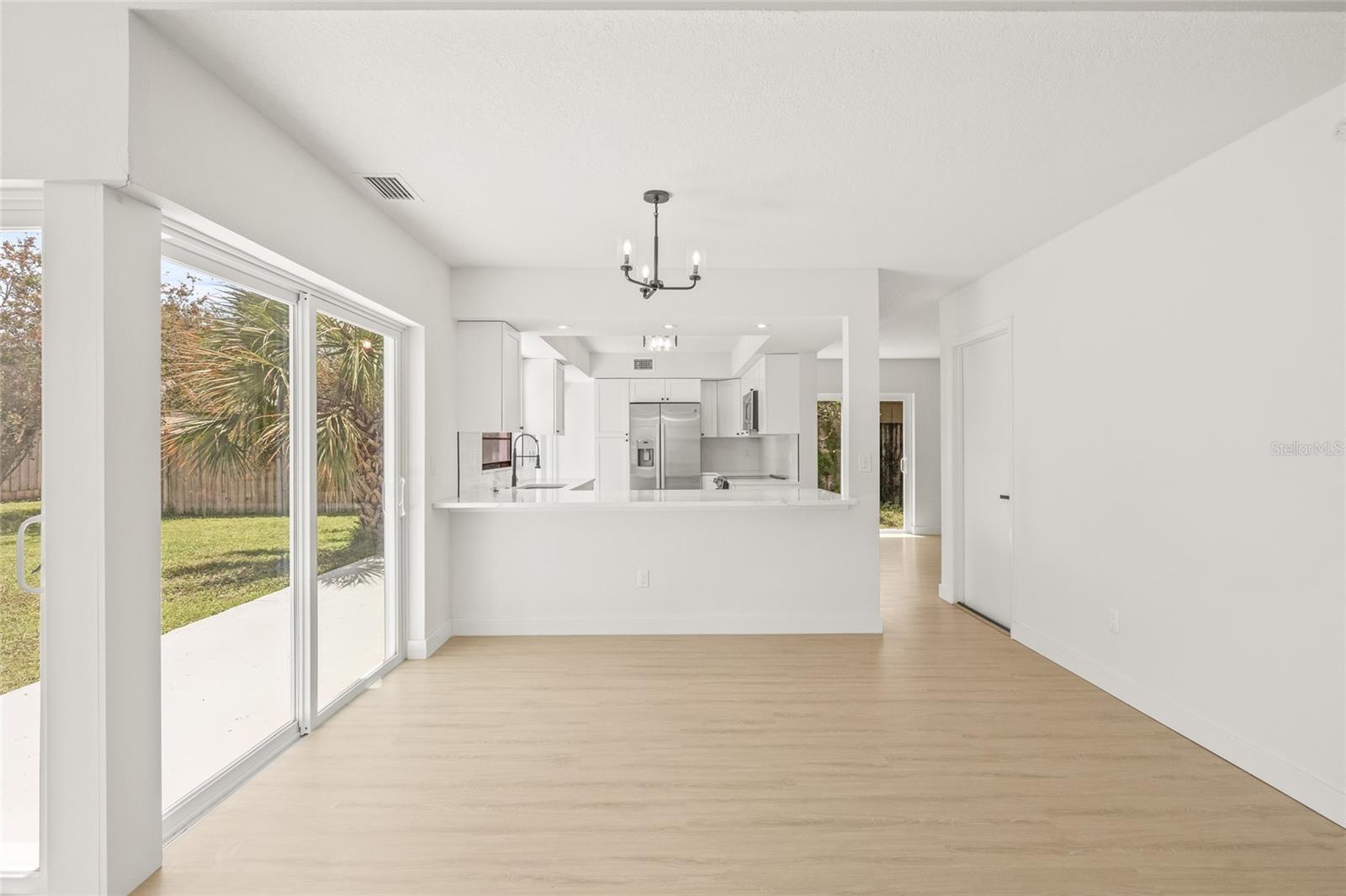 Image 7 of 53 For 11379 Brookgreen Drive