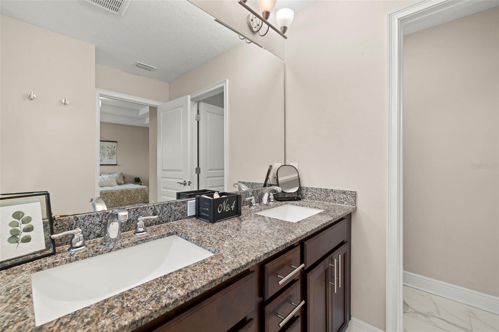 Image 25 of 48 For 1407 7th Avenue N