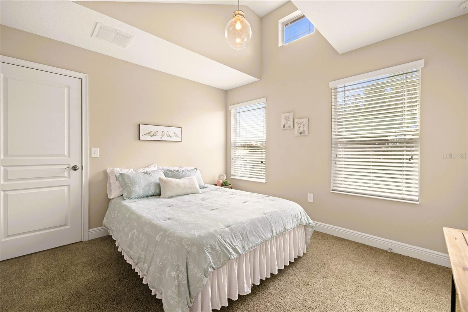 Image 29 of 48 For 1407 7th Avenue N