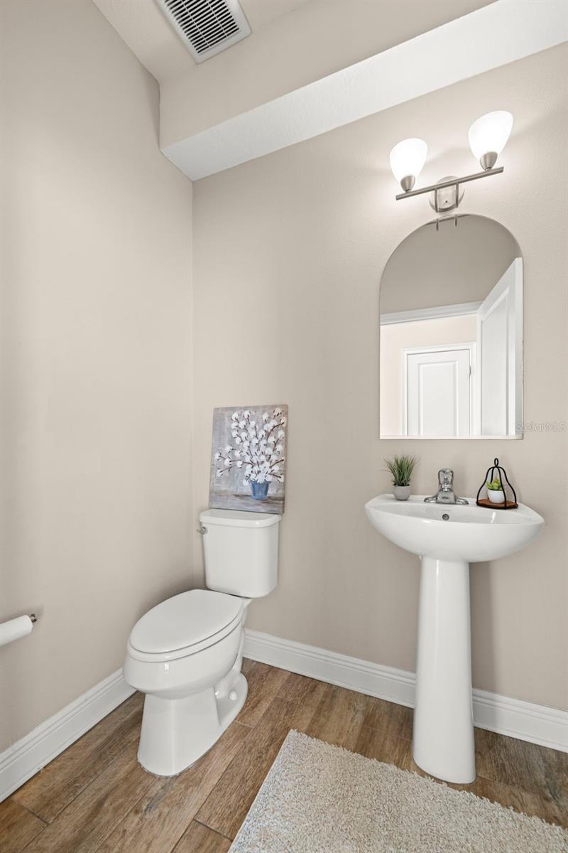 Image 38 of 48 For 1407 7th Avenue N