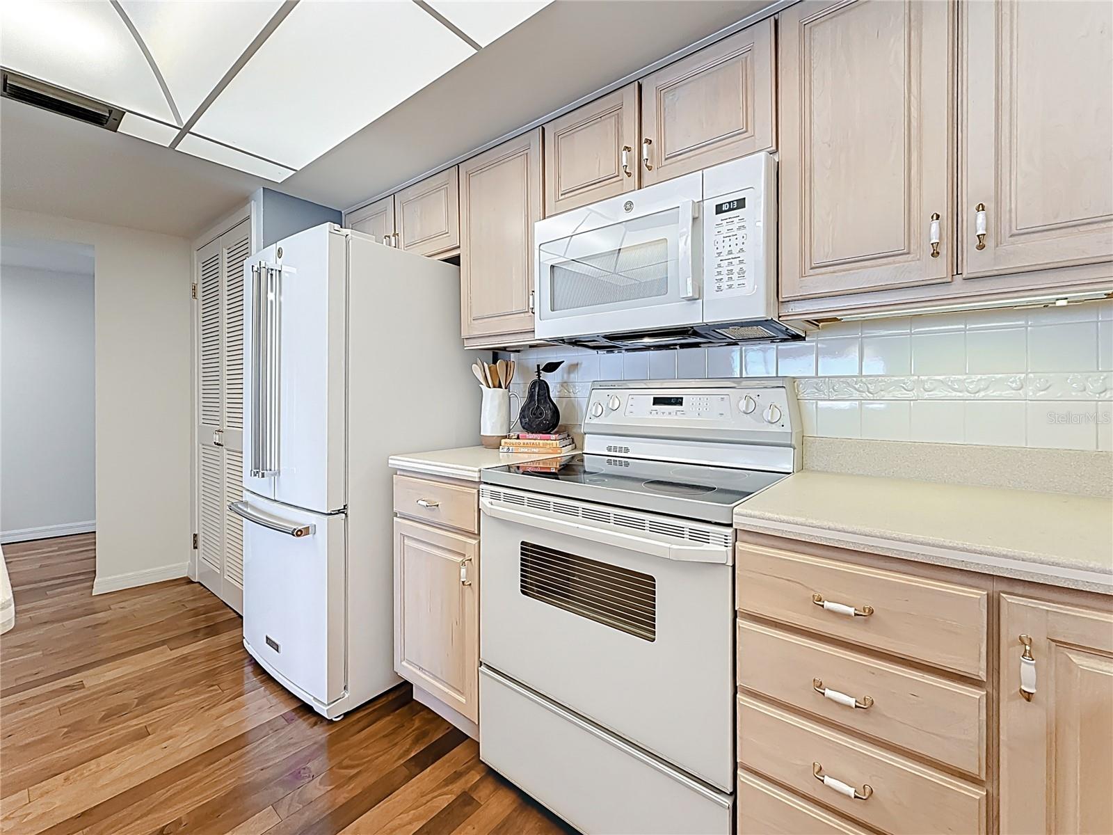 Image 15 of 69 For 55 Rogers Street 404