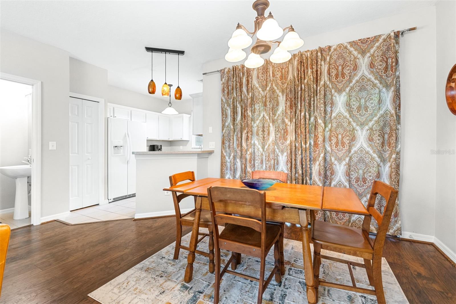 Image 18 of 57 For 2228 Golden Oak Lane