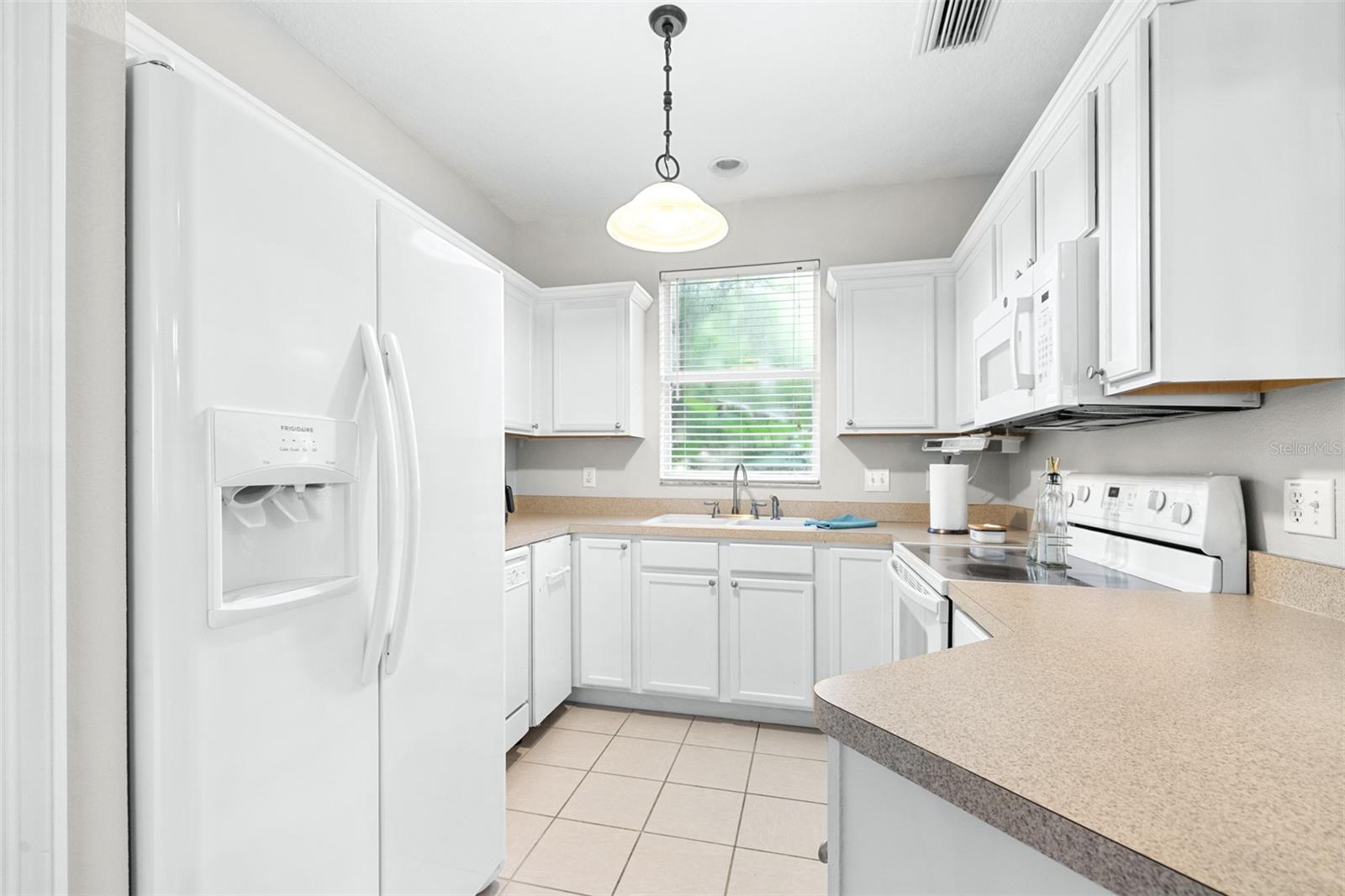 Image 22 of 57 For 2228 Golden Oak Lane