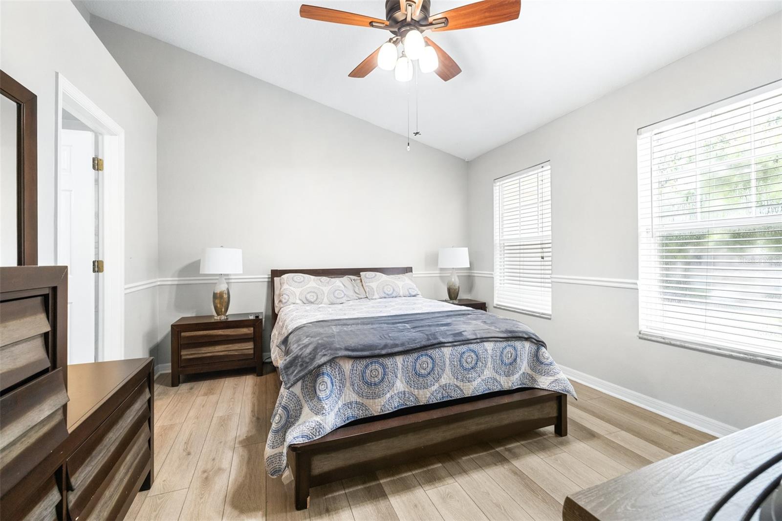Image 33 of 57 For 2228 Golden Oak Lane