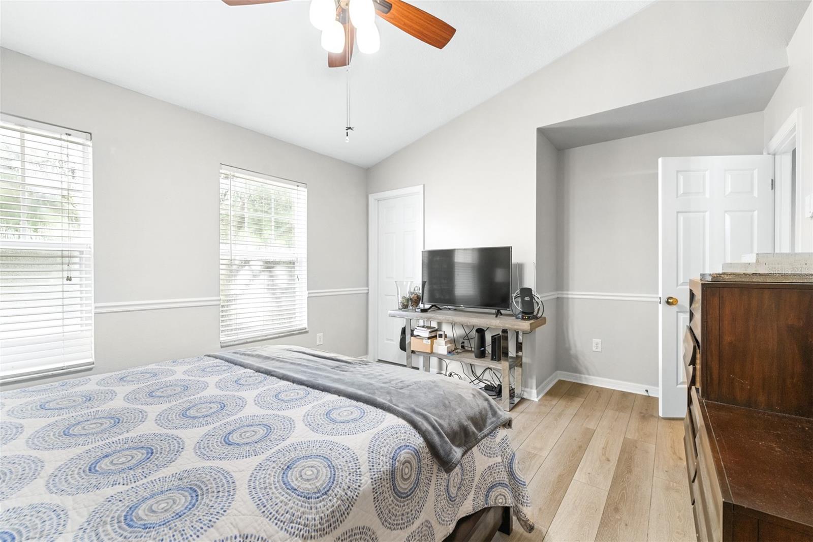Image 36 of 57 For 2228 Golden Oak Lane