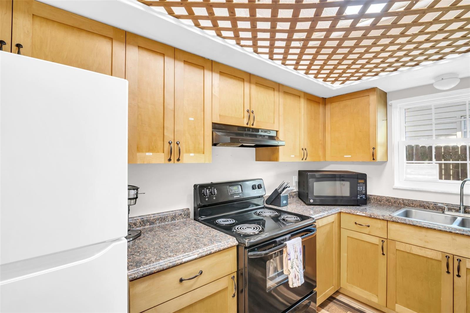 Image 13 of 35 For 3721 140th Avenue
