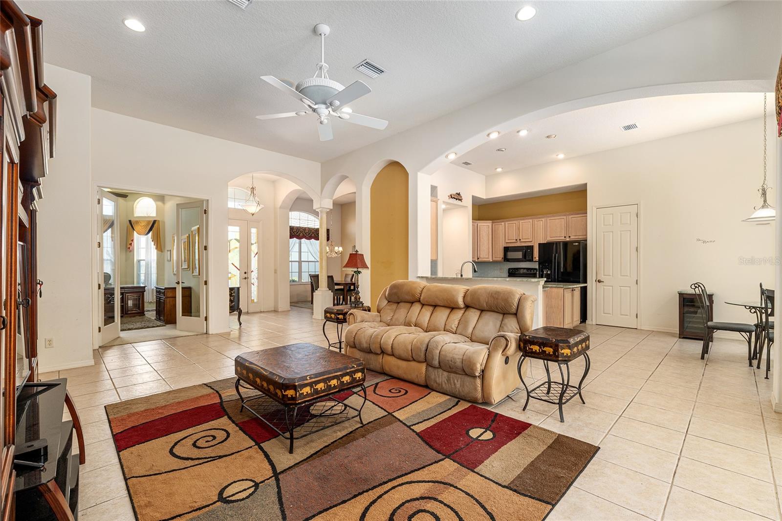 Image 24 of 90 For 932 Rollingwood Court
