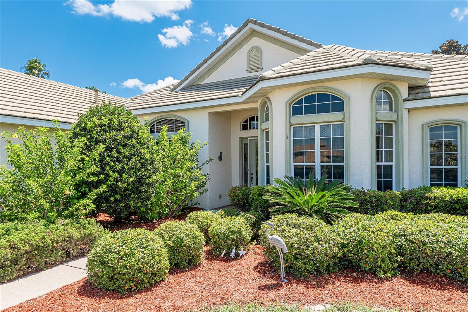 Image 3 of 90 For 932 Rollingwood Court