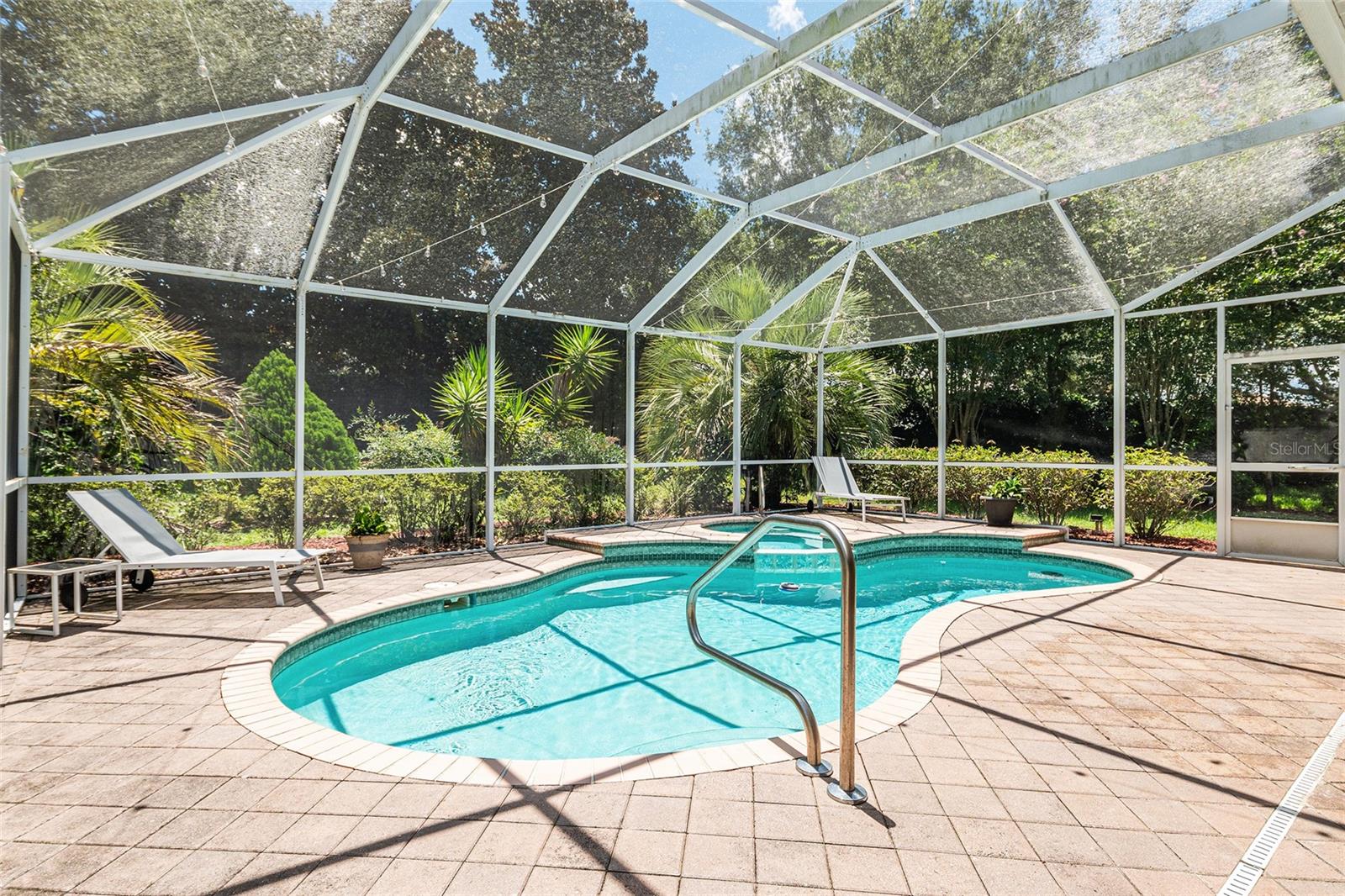 Image 42 of 90 For 932 Rollingwood Court
