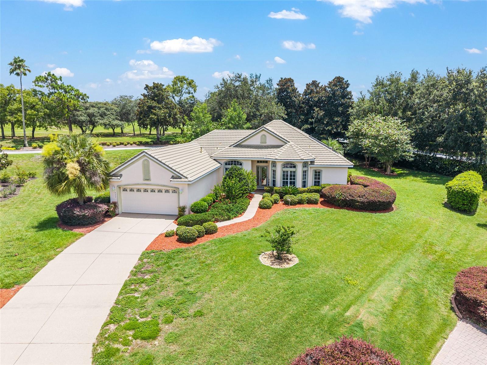 Image 6 of 90 For 932 Rollingwood Court
