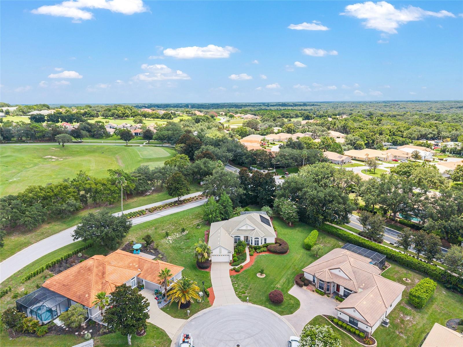 Image 7 of 90 For 932 Rollingwood Court