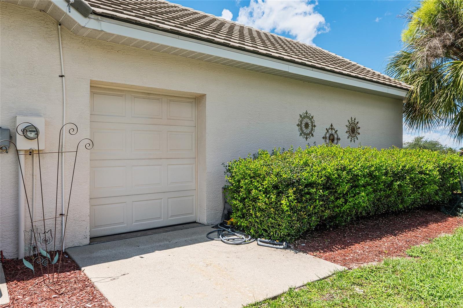 Image 75 of 90 For 932 Rollingwood Court